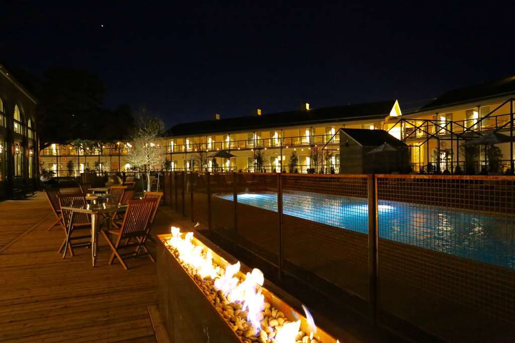 Cavalry Court, By Valencia Hotel Collection Колледж-Стейшн Экстерьер фото
